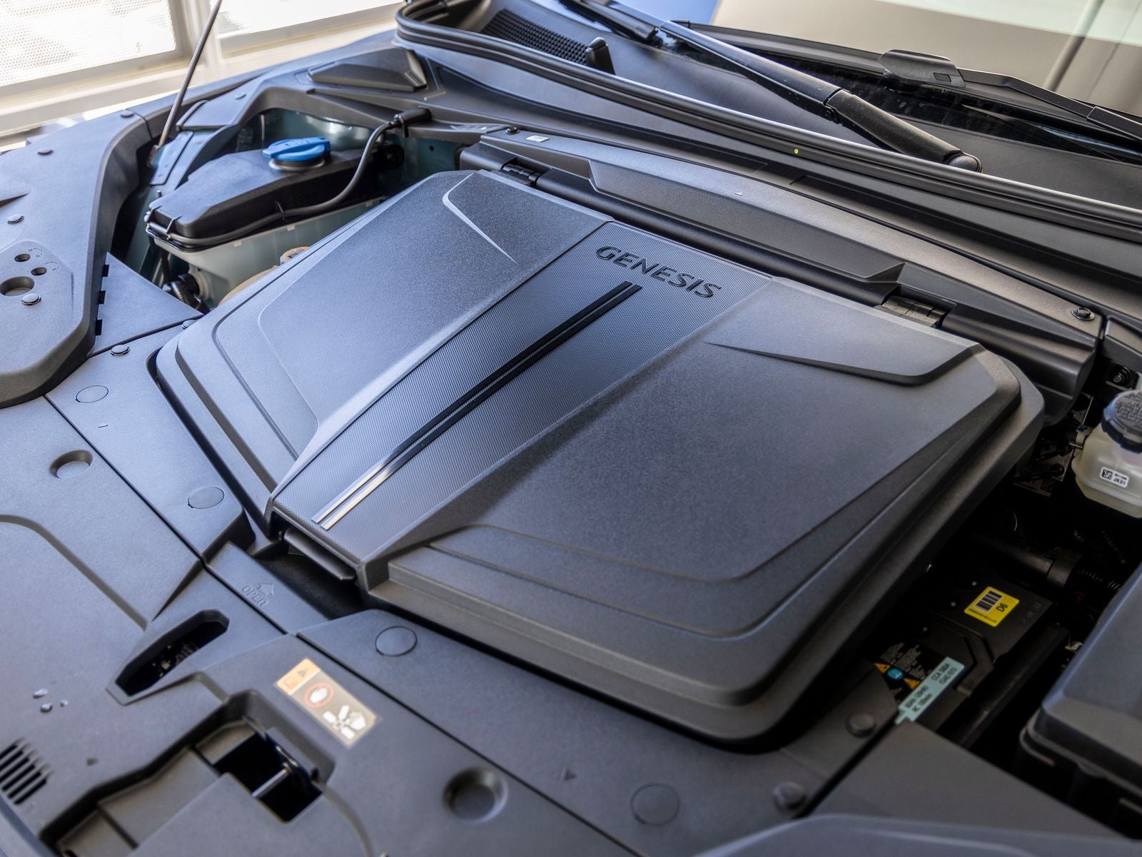 2027 Genesis GV60 Prestige 20"