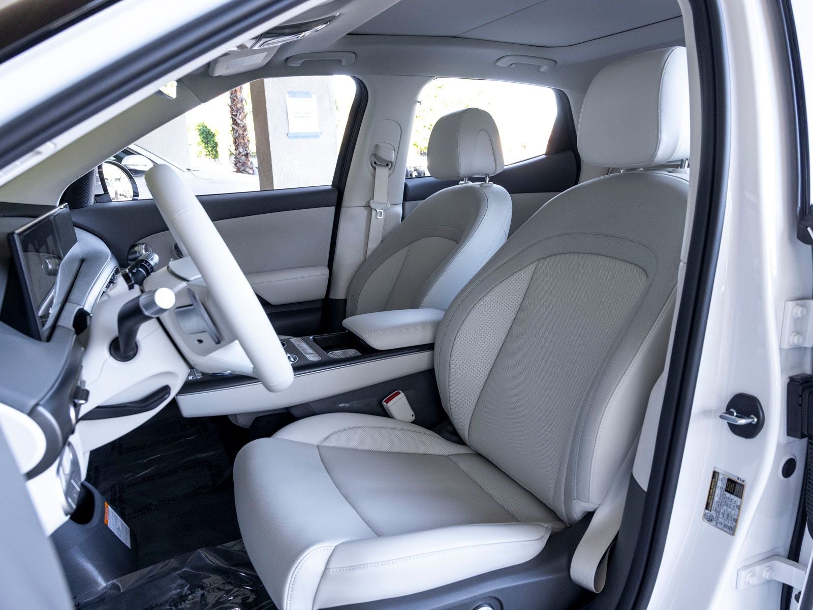 2026 Genesis GV60 19"