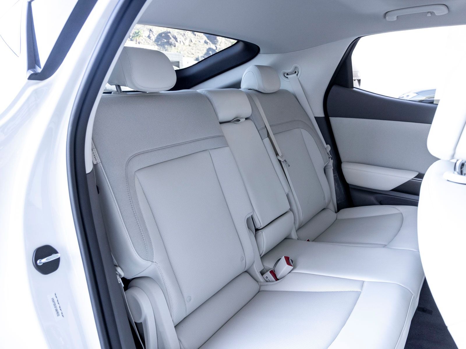 2026 Genesis GV60 19"