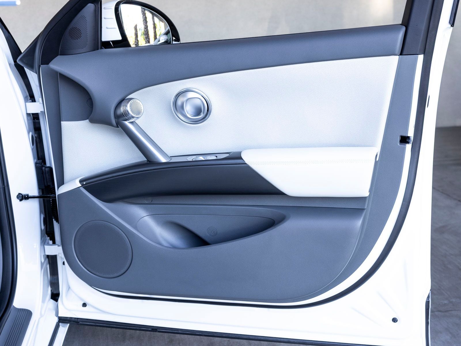 2026 Genesis GV60 19"