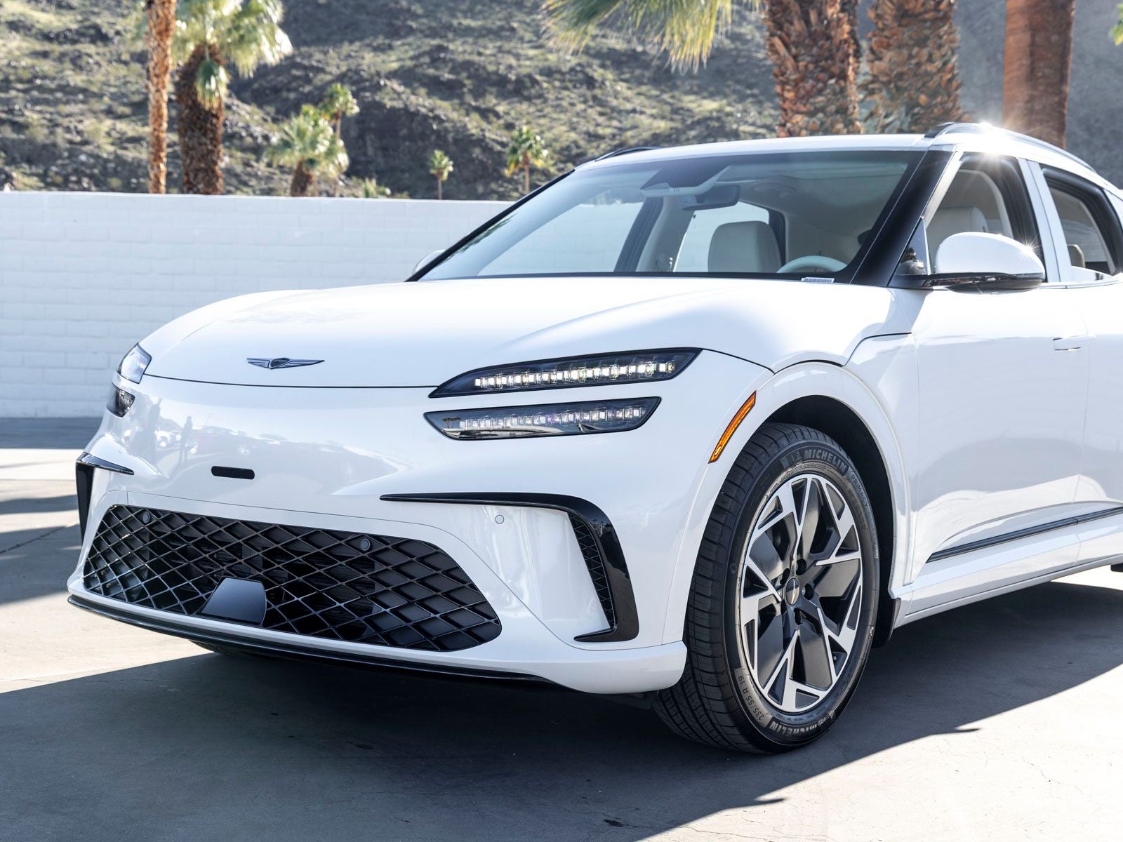 2026 Genesis GV60 19"