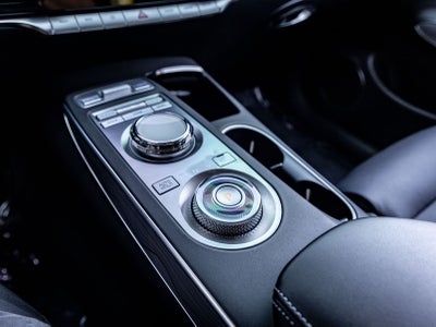 2025 Genesis GV70 2.5T Advanced