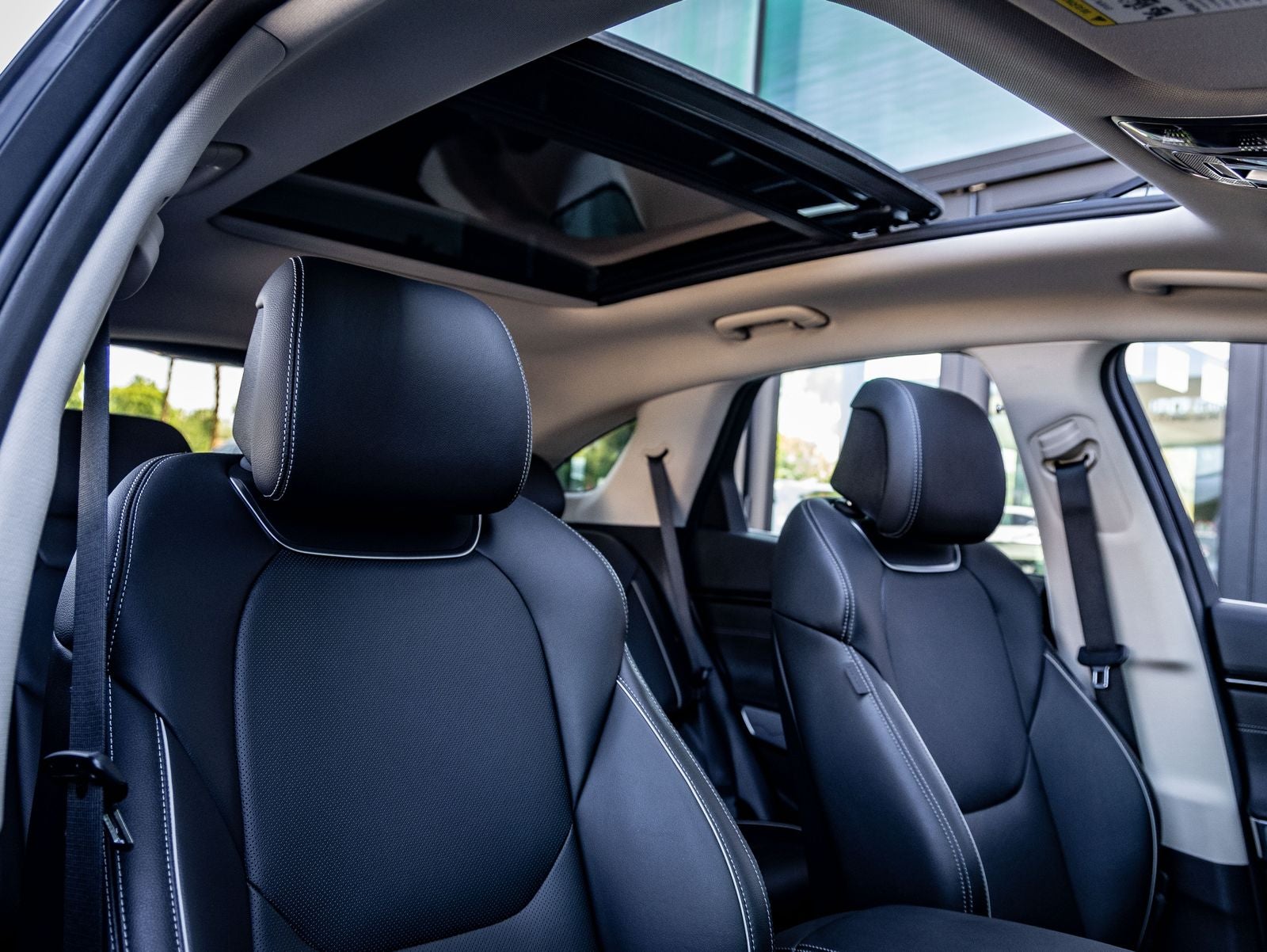2025 Genesis GV70 2.5T Advanced