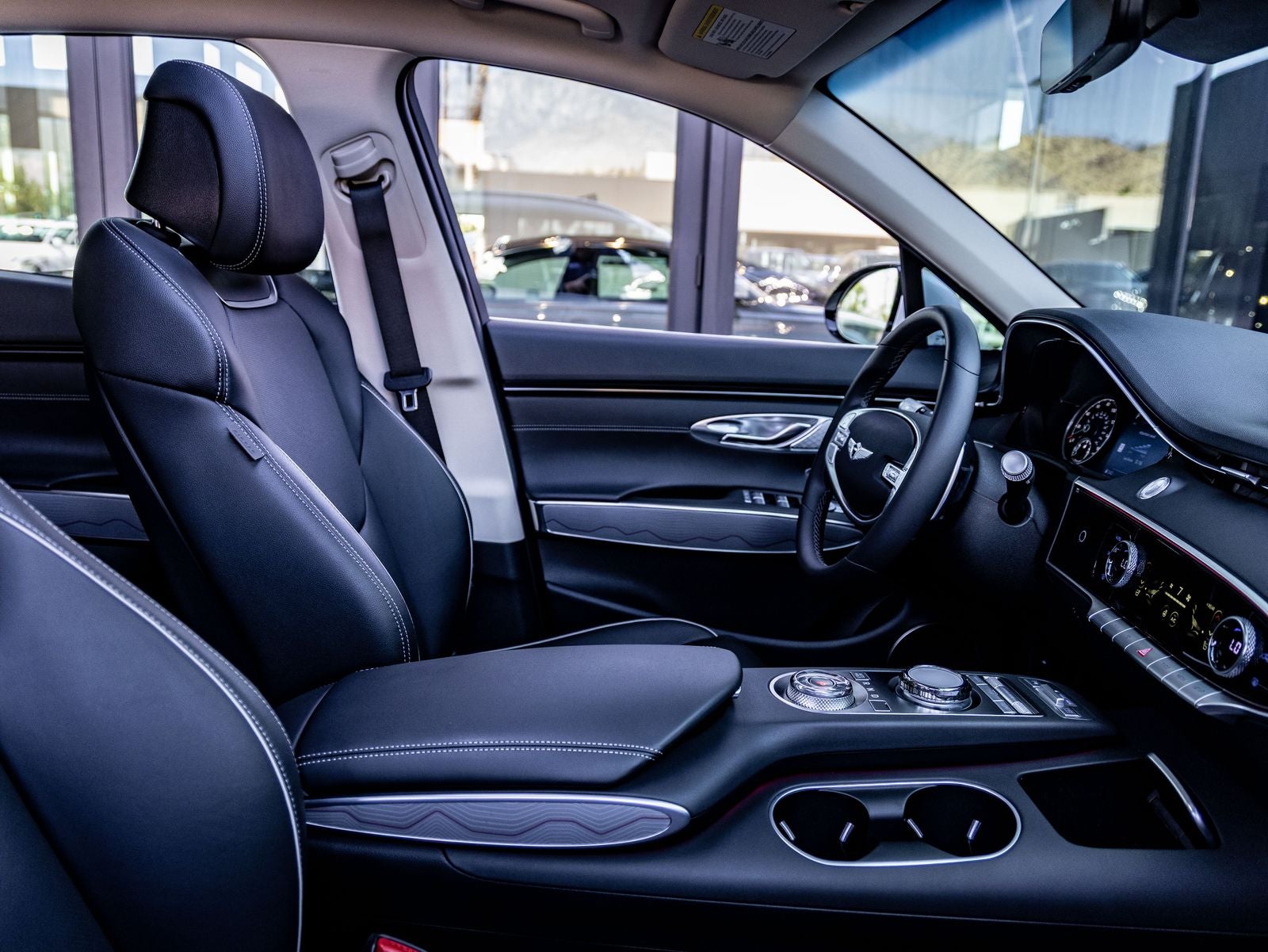 2025 Genesis GV70 2.5T Advanced