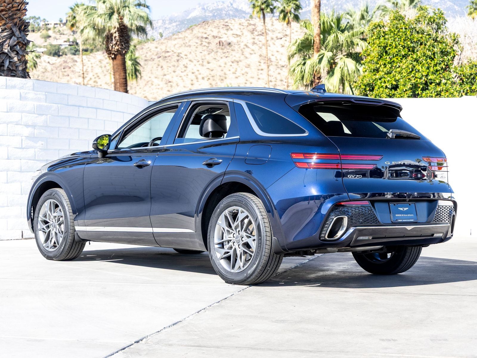 2023 Genesis GV70 2.5T