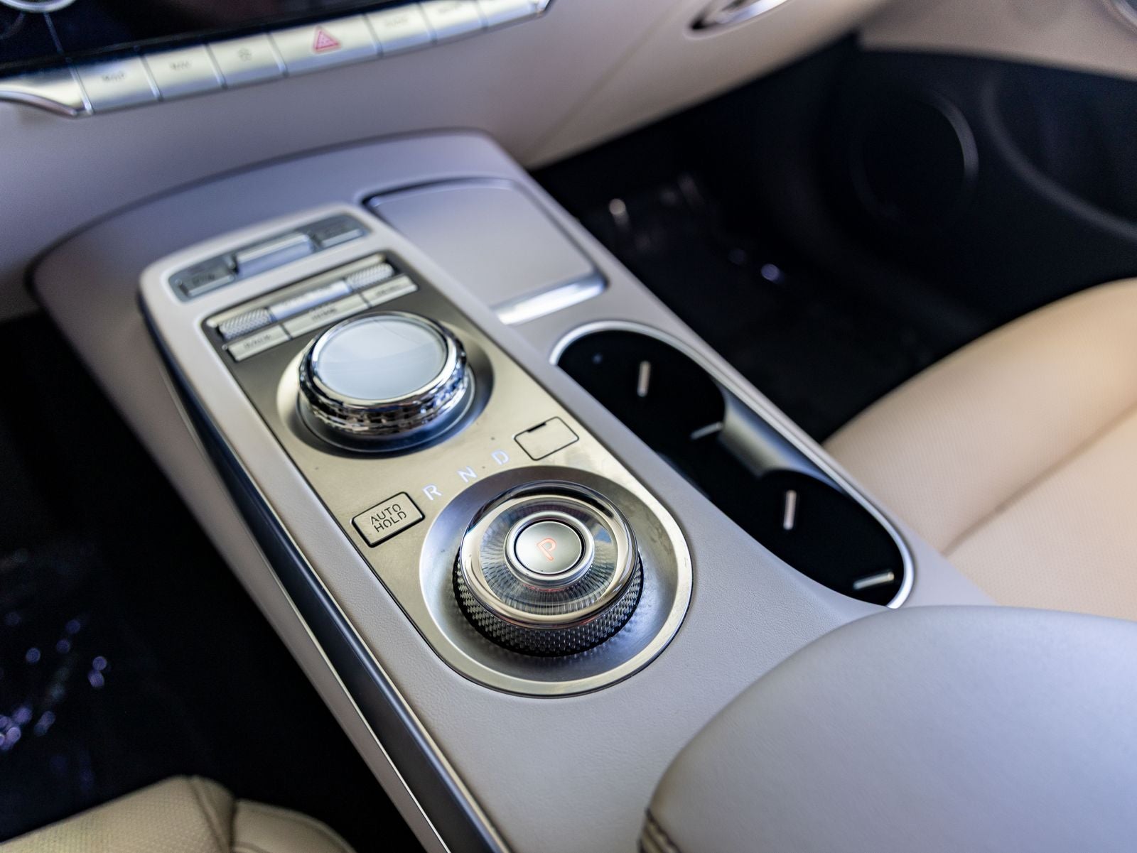 2022 Genesis GV70 2.5T