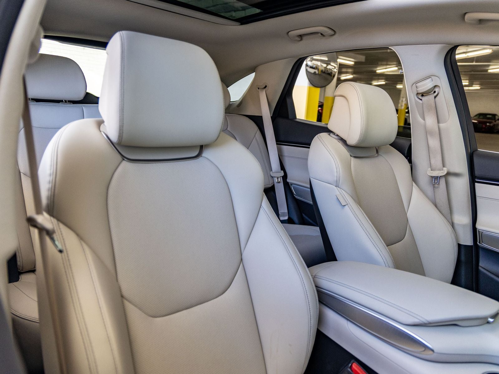 2022 Genesis GV70 2.5T