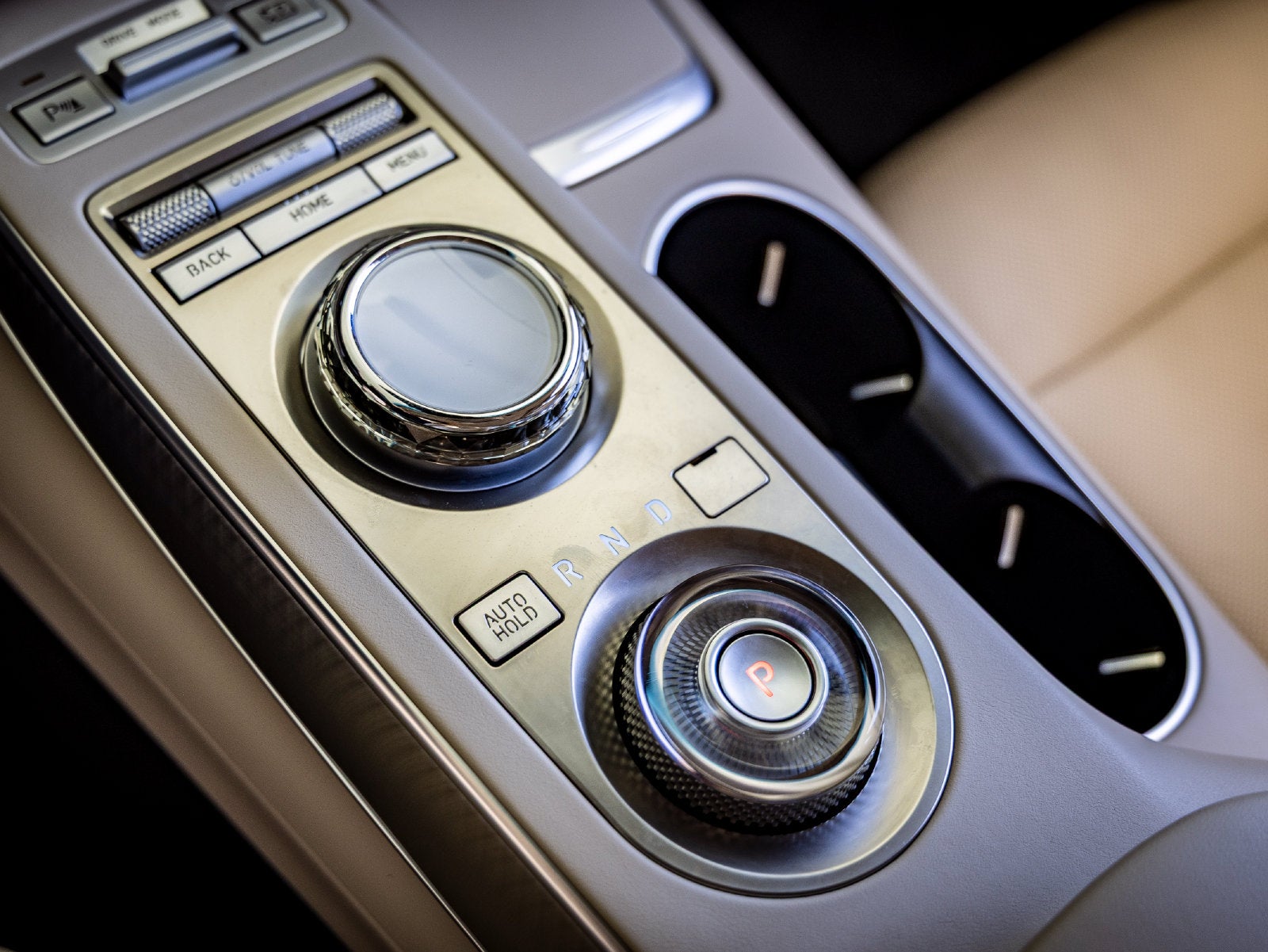 2022 Genesis GV70 2.5T