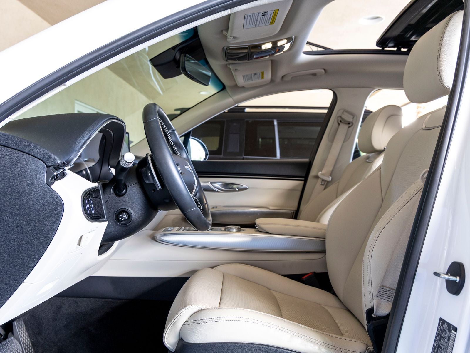 2022 Genesis GV70 2.5T Select