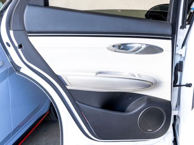 2022 Genesis GV70 2.5T Select