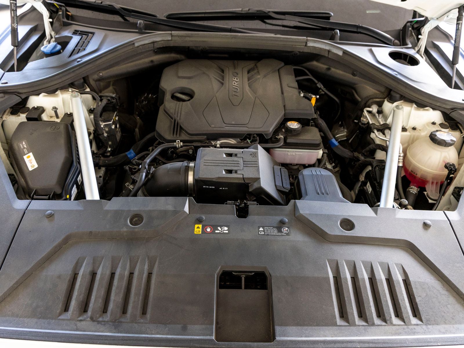 2022 Genesis GV70 2.5T Select