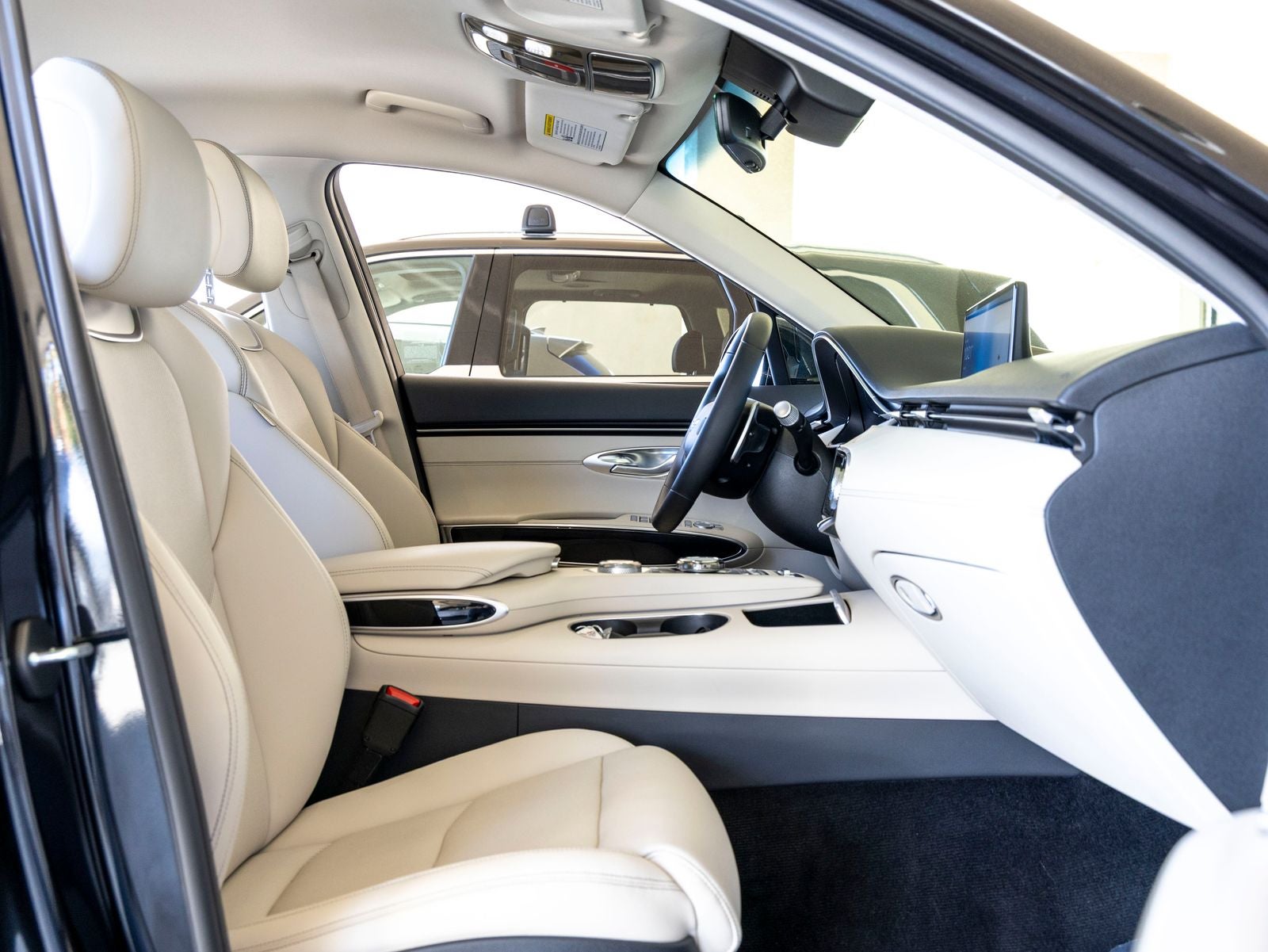 2023 Genesis GV70 2.5T