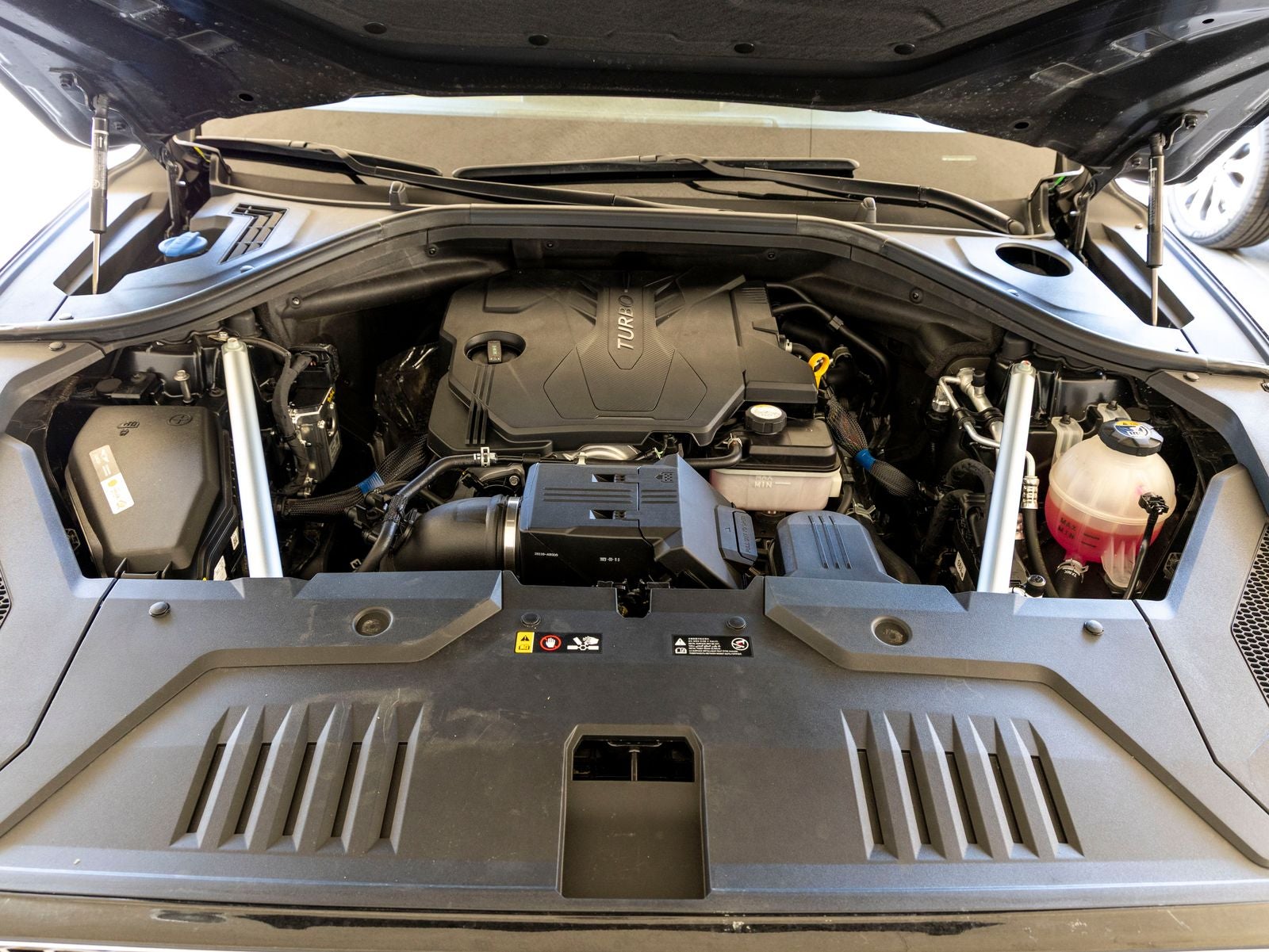 2023 Genesis GV70 2.5T