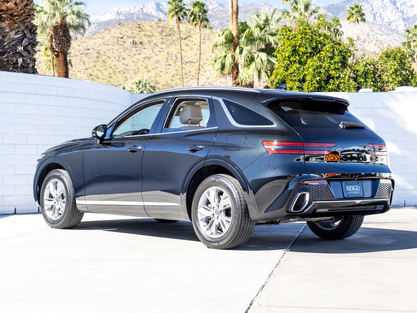 2023 Genesis GV70 2.5T