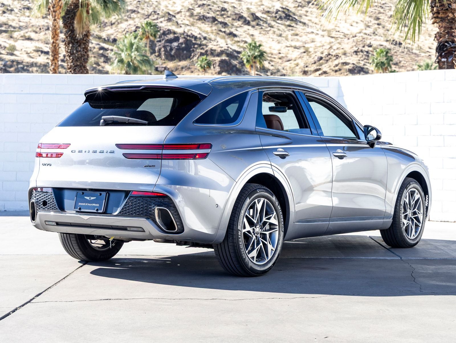 2023 Genesis GV70 2.5T