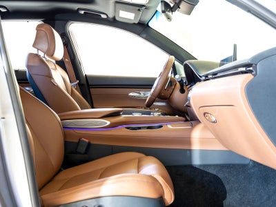 2023 Genesis GV70 2.5T