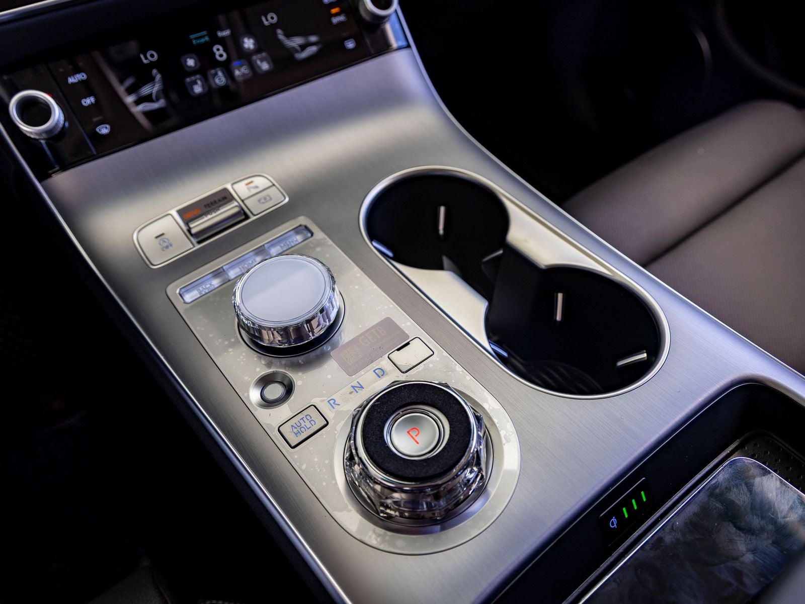 2027 Genesis GV70 2.5T Select