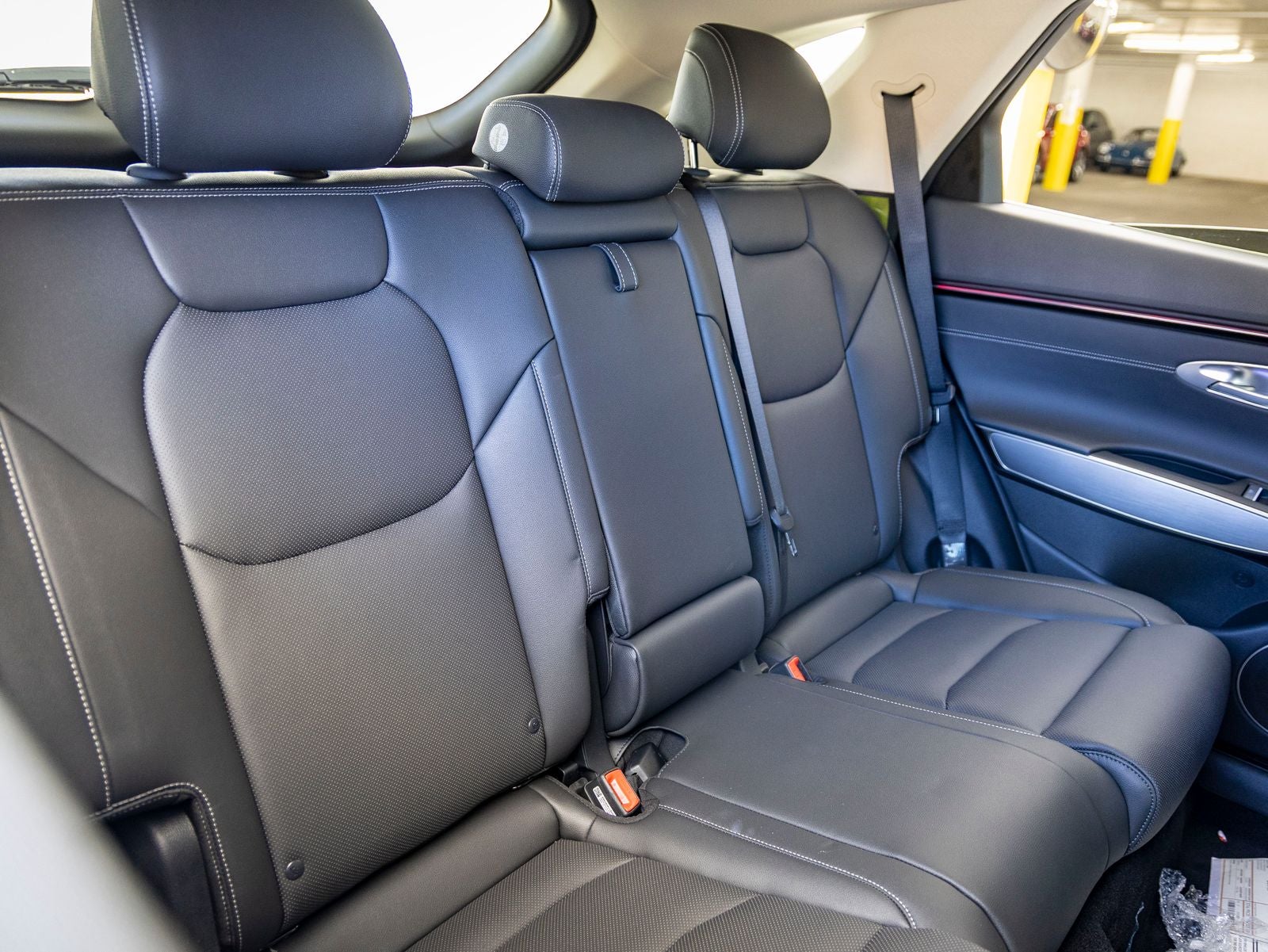 2027 Genesis GV70 2.5T Select