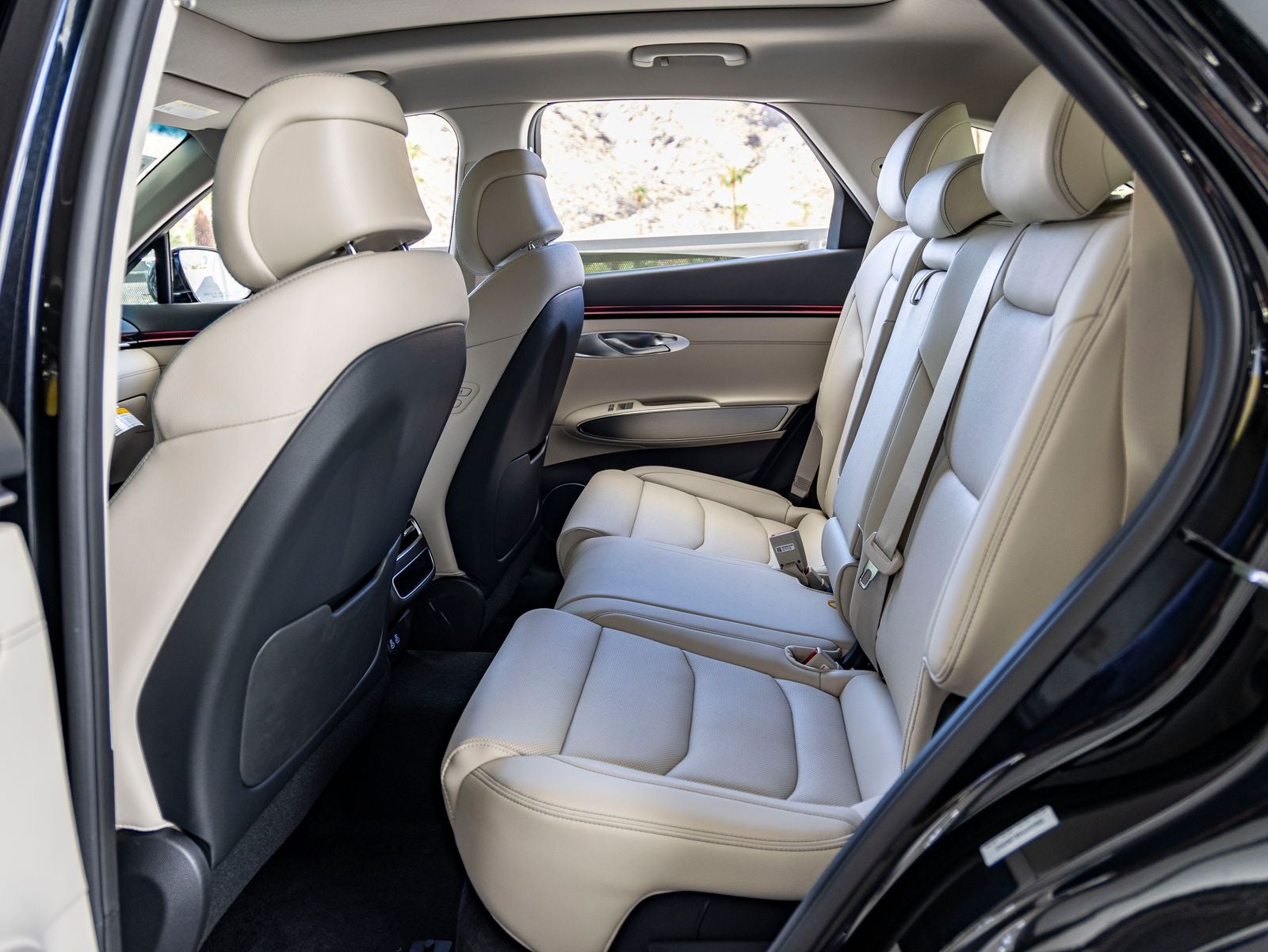 2027 Genesis GV70 2.5T Select