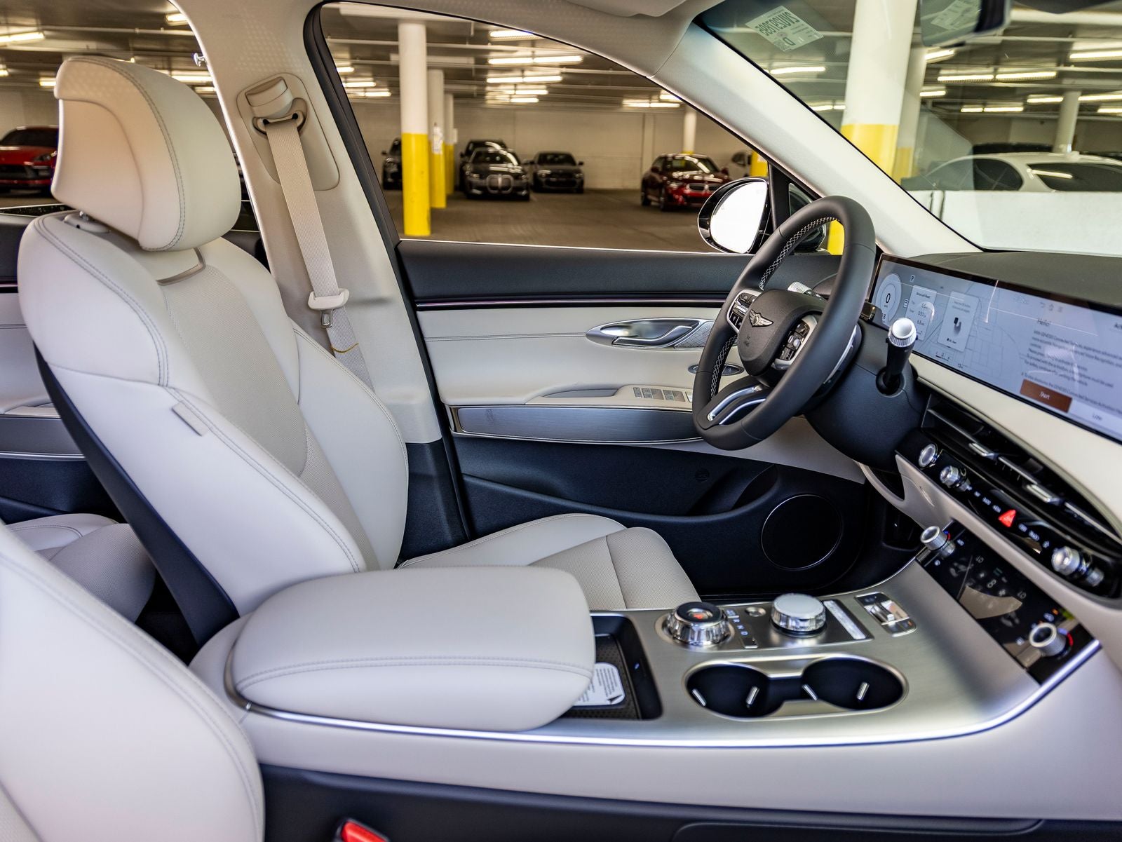 2027 Genesis GV70 2.5T Select