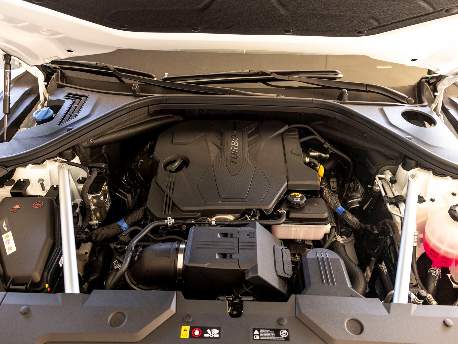 2026 Genesis GV70 2.5T Advanced