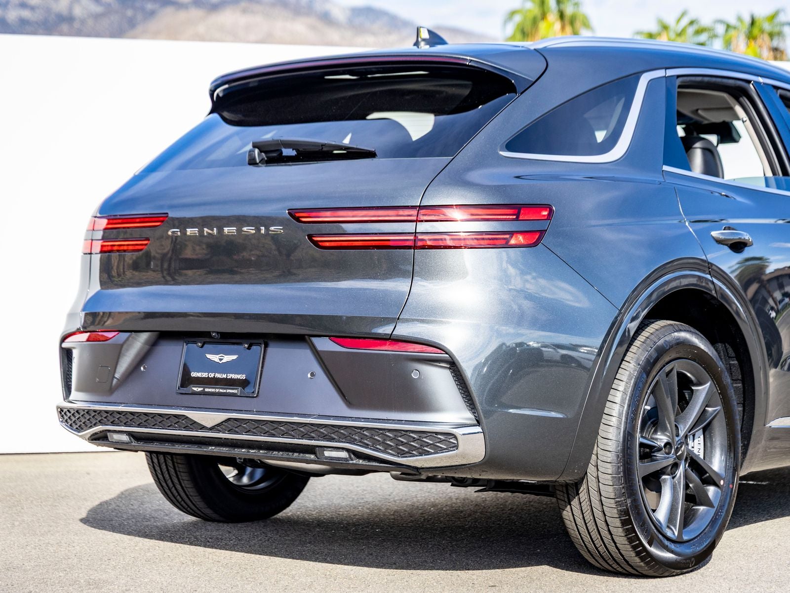 2027 Genesis GV70 2.5T Select
