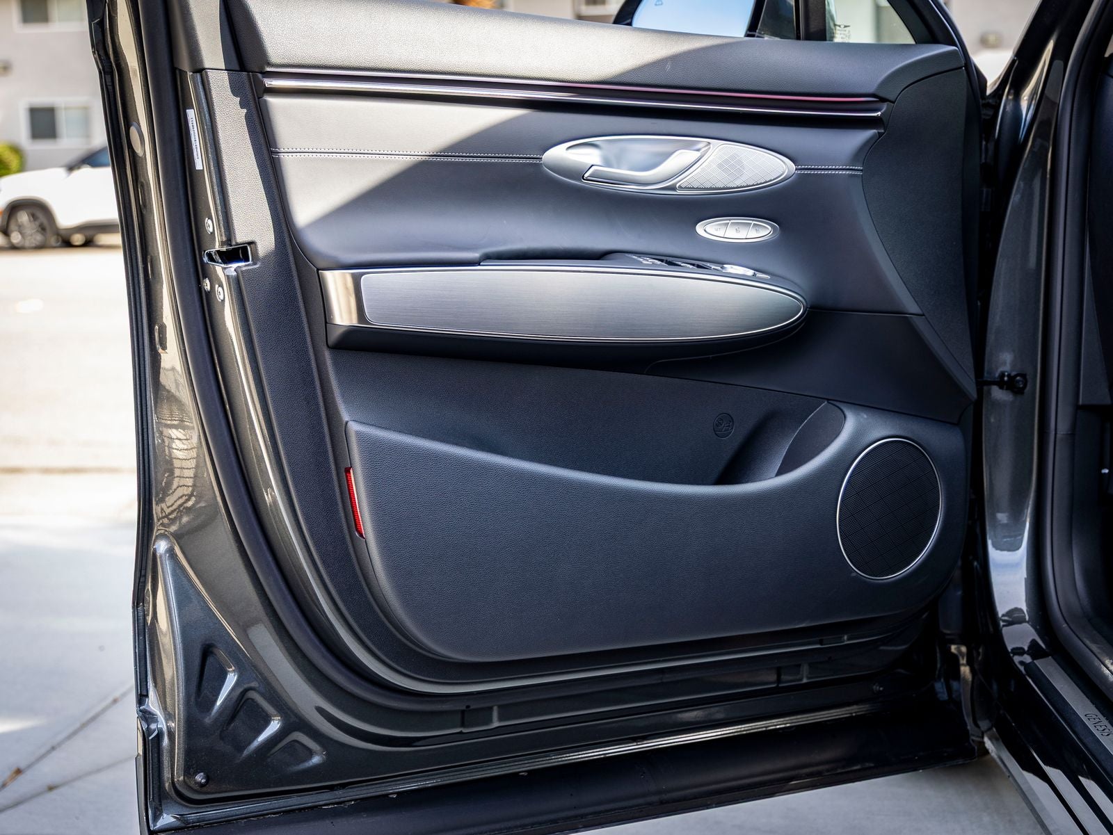 2027 Genesis GV70 2.5T Select