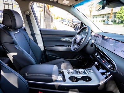 2027 Genesis GV70 2.5T Select