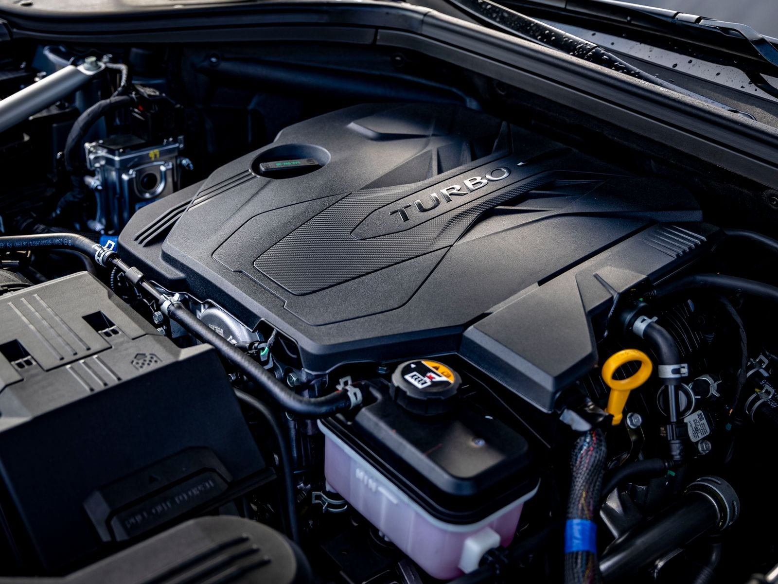 2027 Genesis GV70 2.5T Select