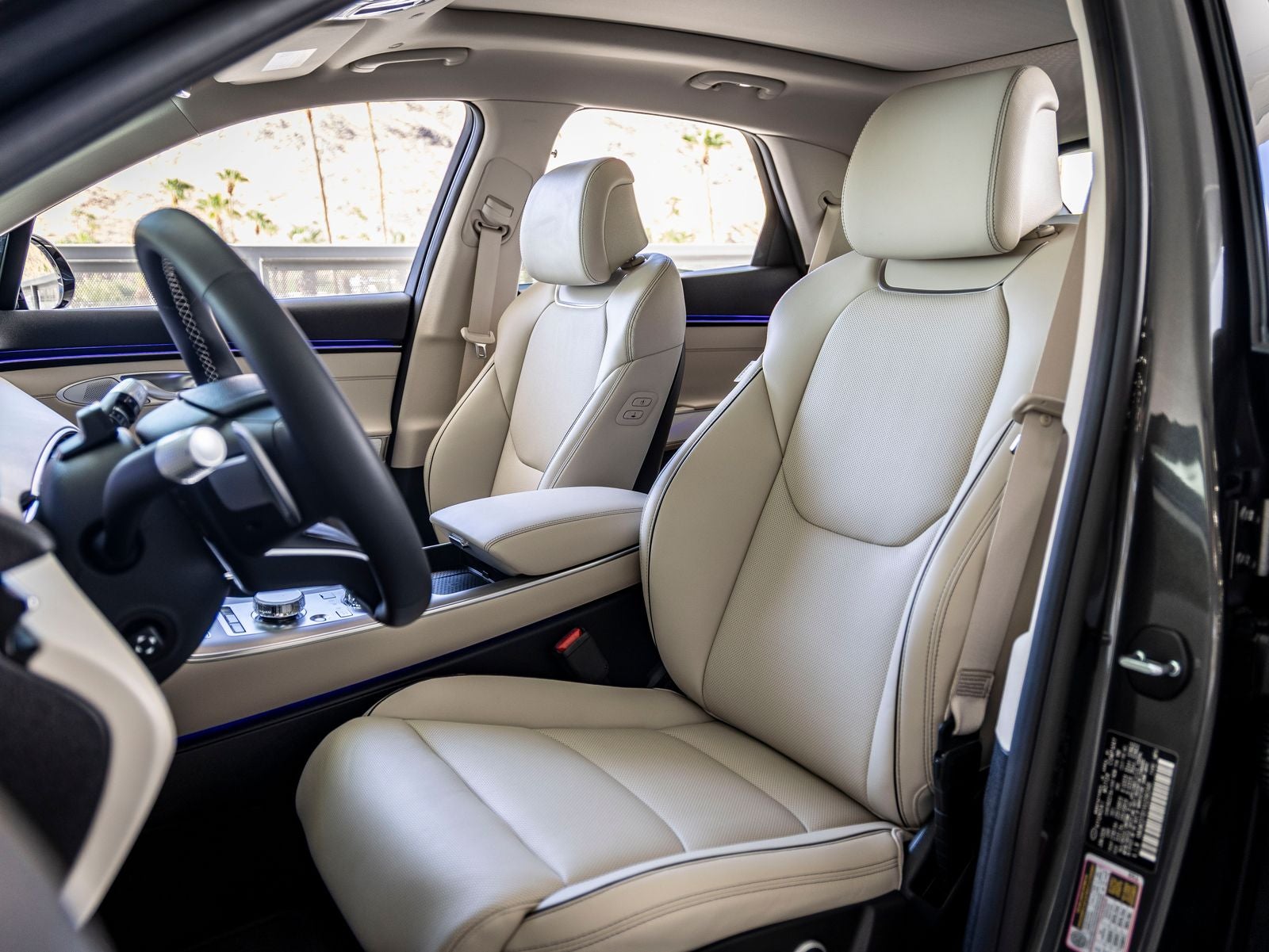 2027 Genesis GV70 2.5T Advanced