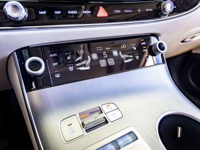 2027 Genesis GV70 2.5T Advanced