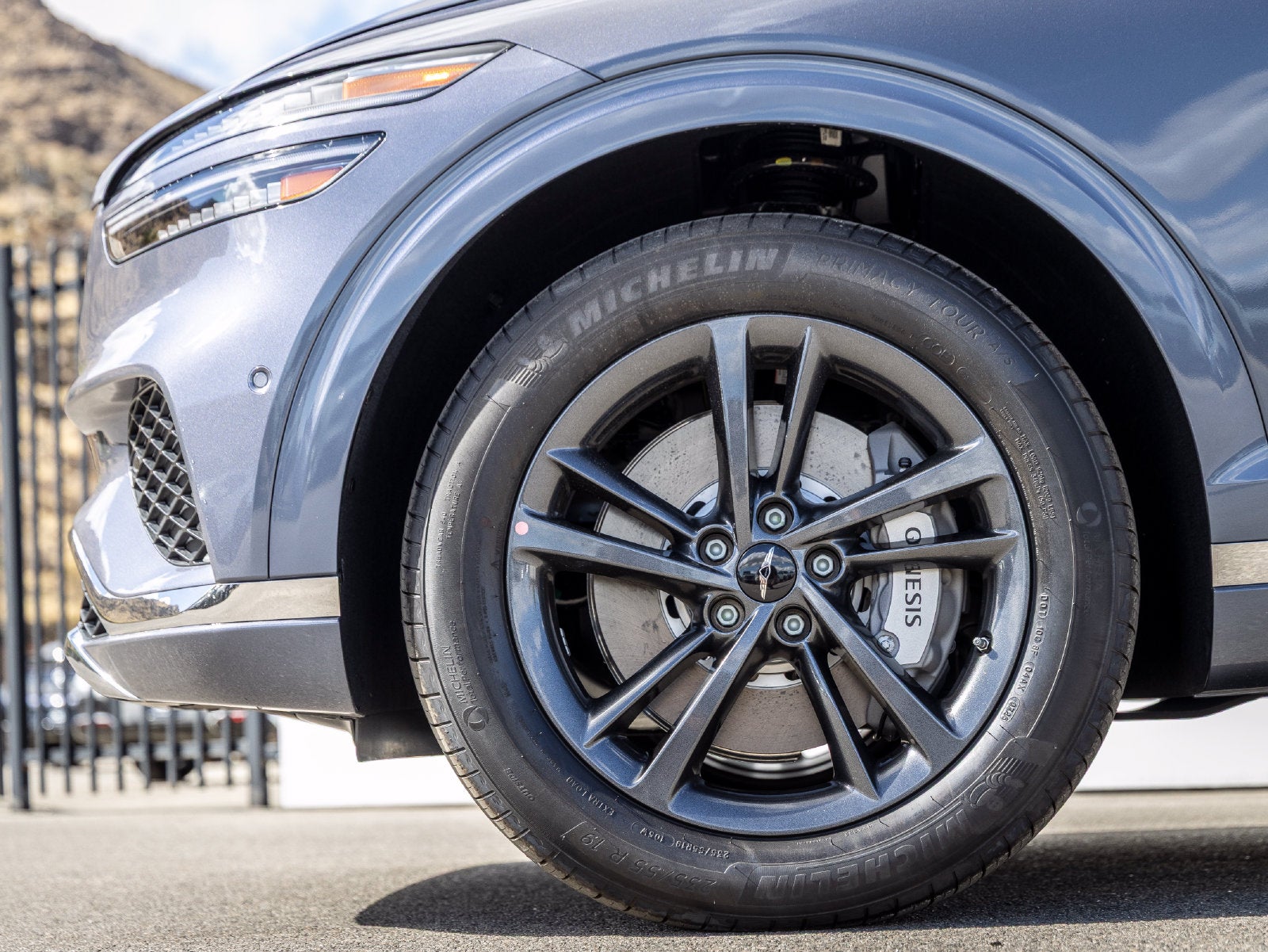 2027 Genesis GV70 2.5T Advanced