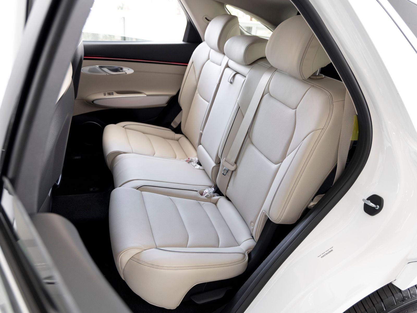 2027 Genesis GV70 2.5T Advanced