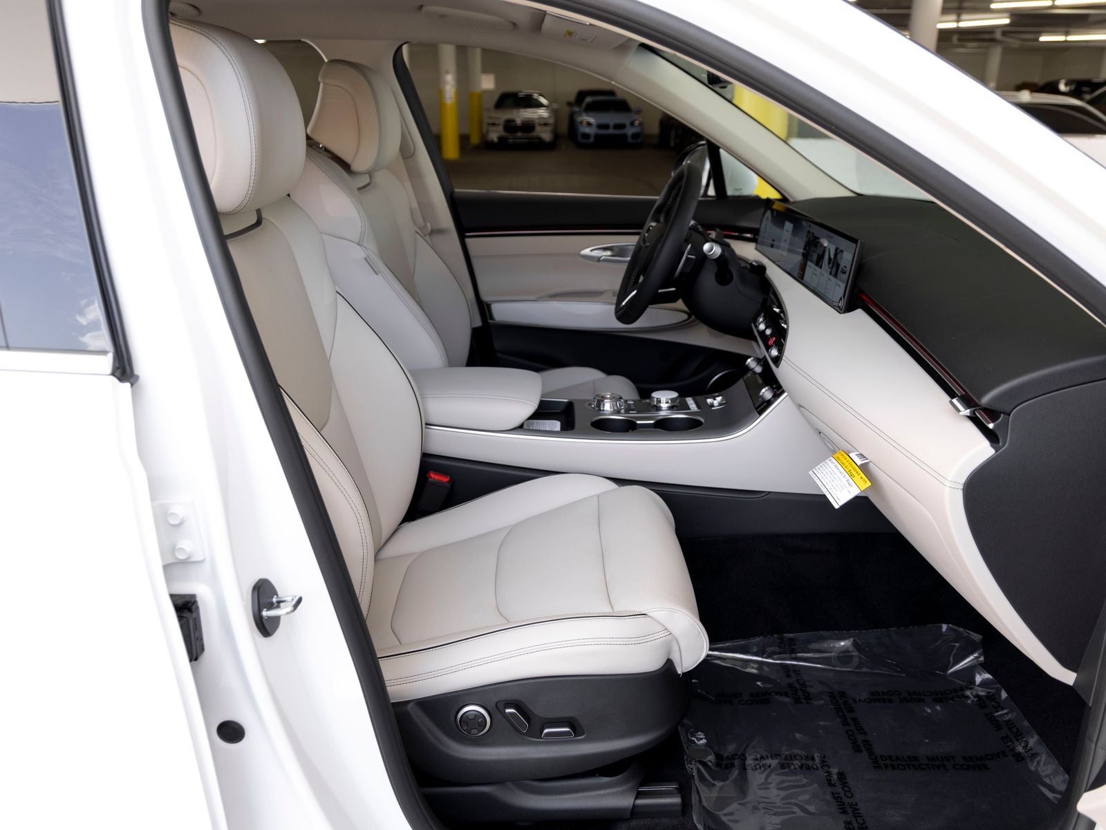 2027 Genesis GV70 2.5T Advanced