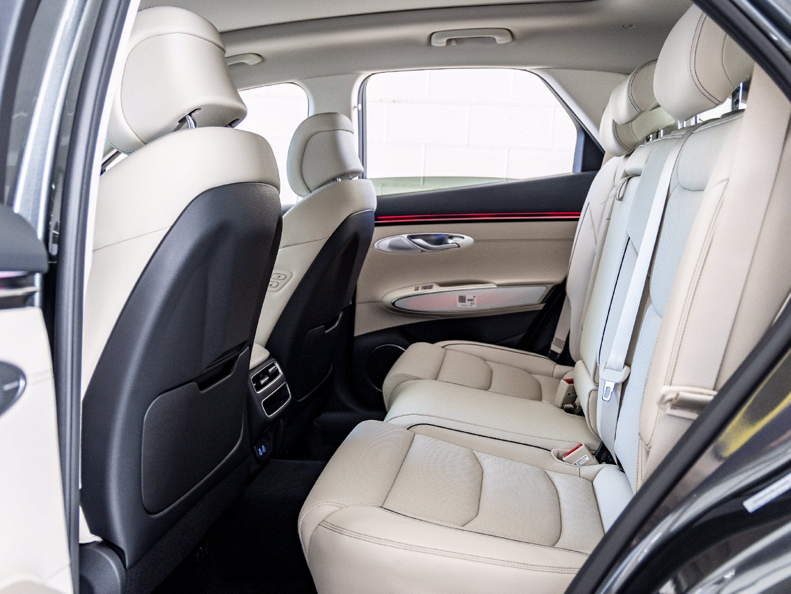 2027 Genesis GV70 2.5T Advanced