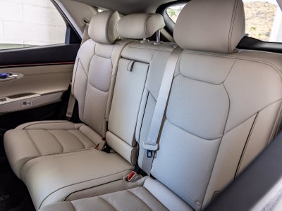 2027 Genesis GV70 2.5T Advanced