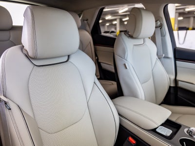 2027 Genesis GV70 2.5T Advanced