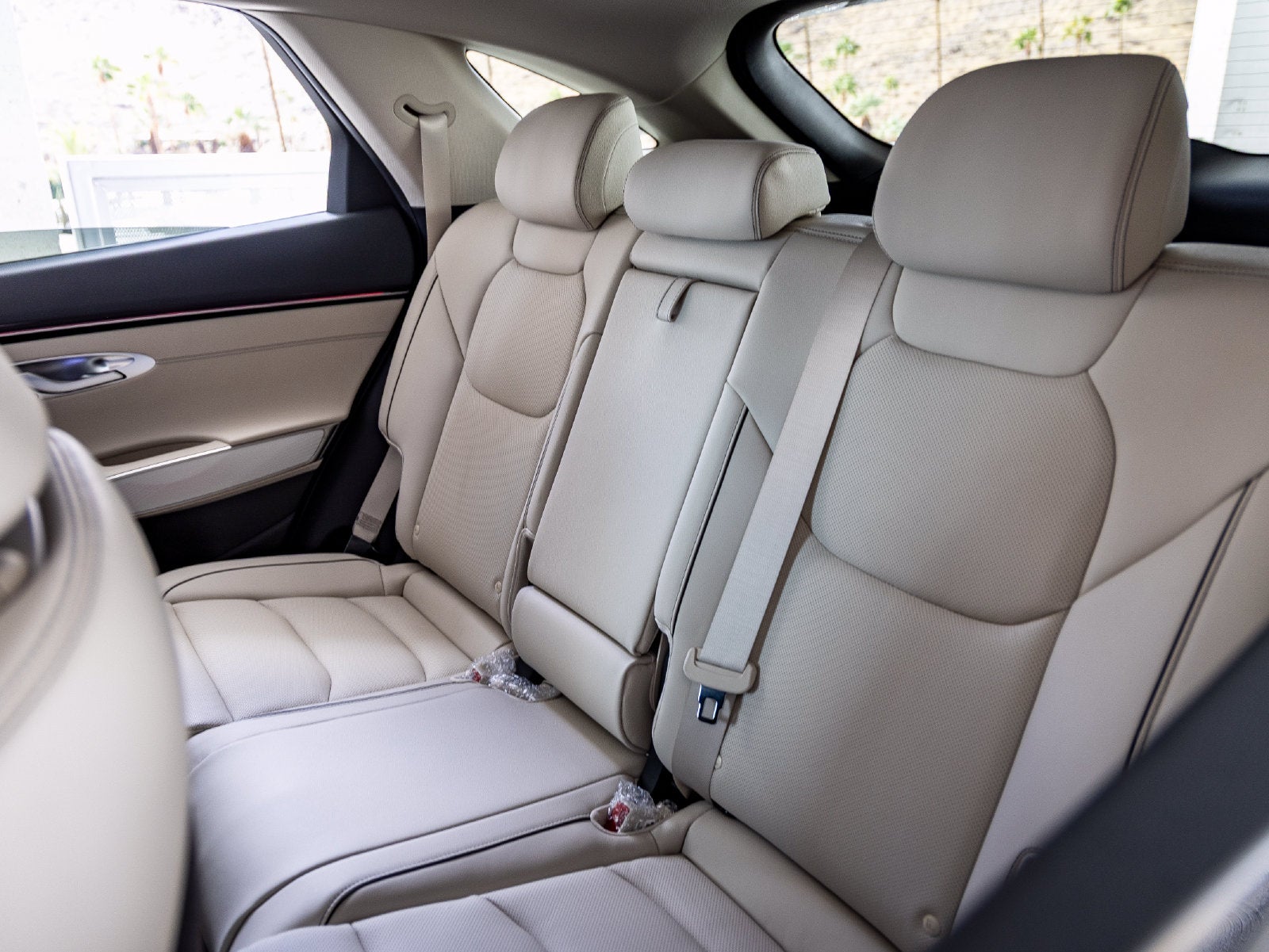 2027 Genesis GV70 2.5T Advanced
