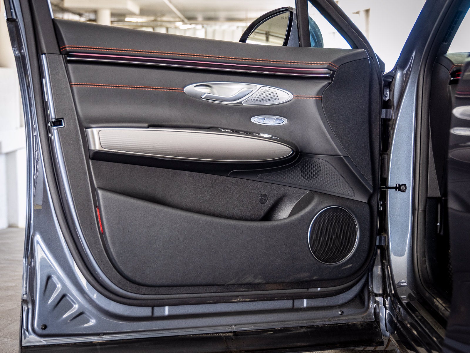 2027 Genesis GV70 2.5T Sport Prestige