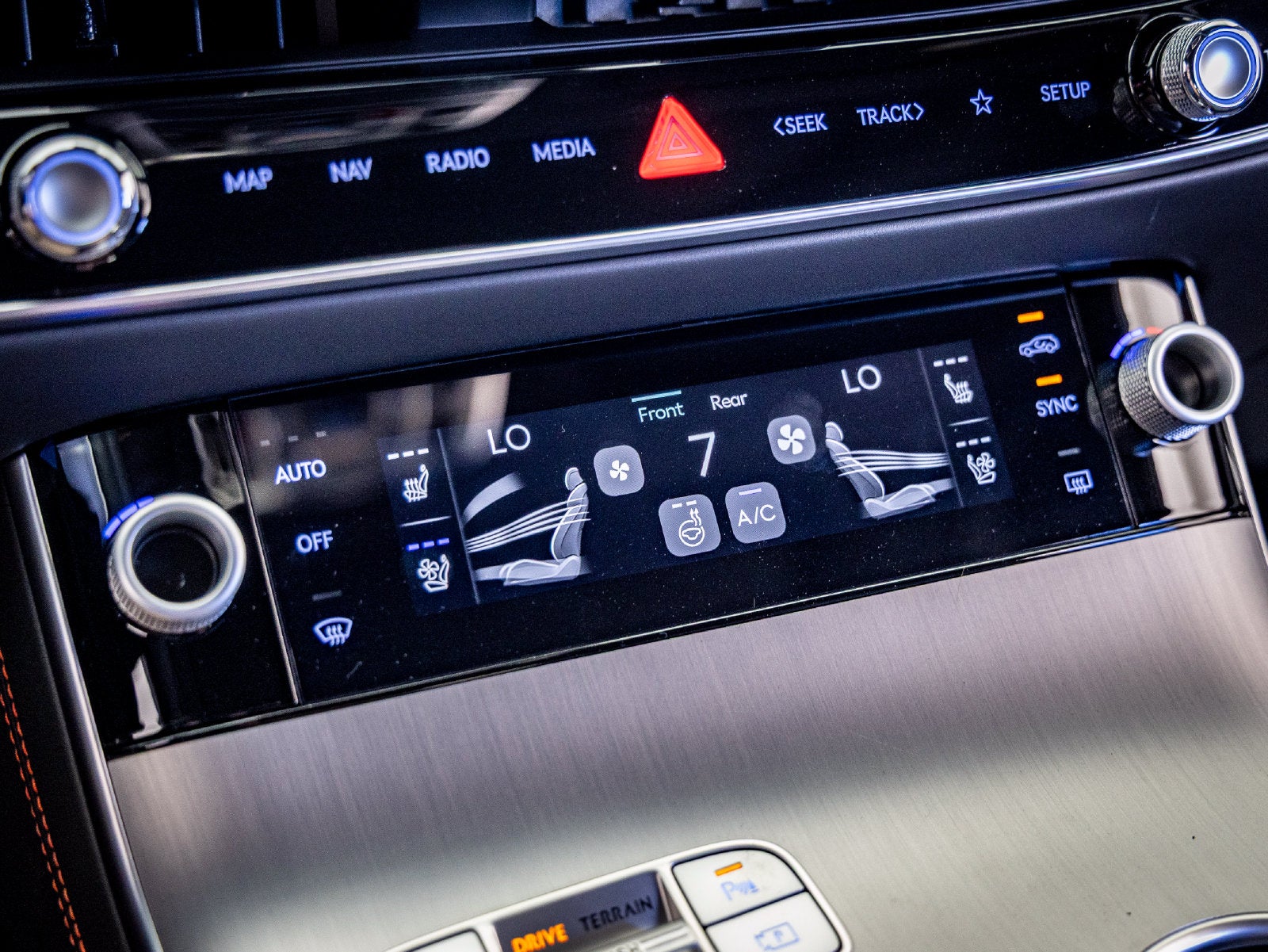 2027 Genesis GV70 2.5T Sport Prestige