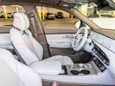 2027 Genesis Electrified GV70 2.5T Advanced