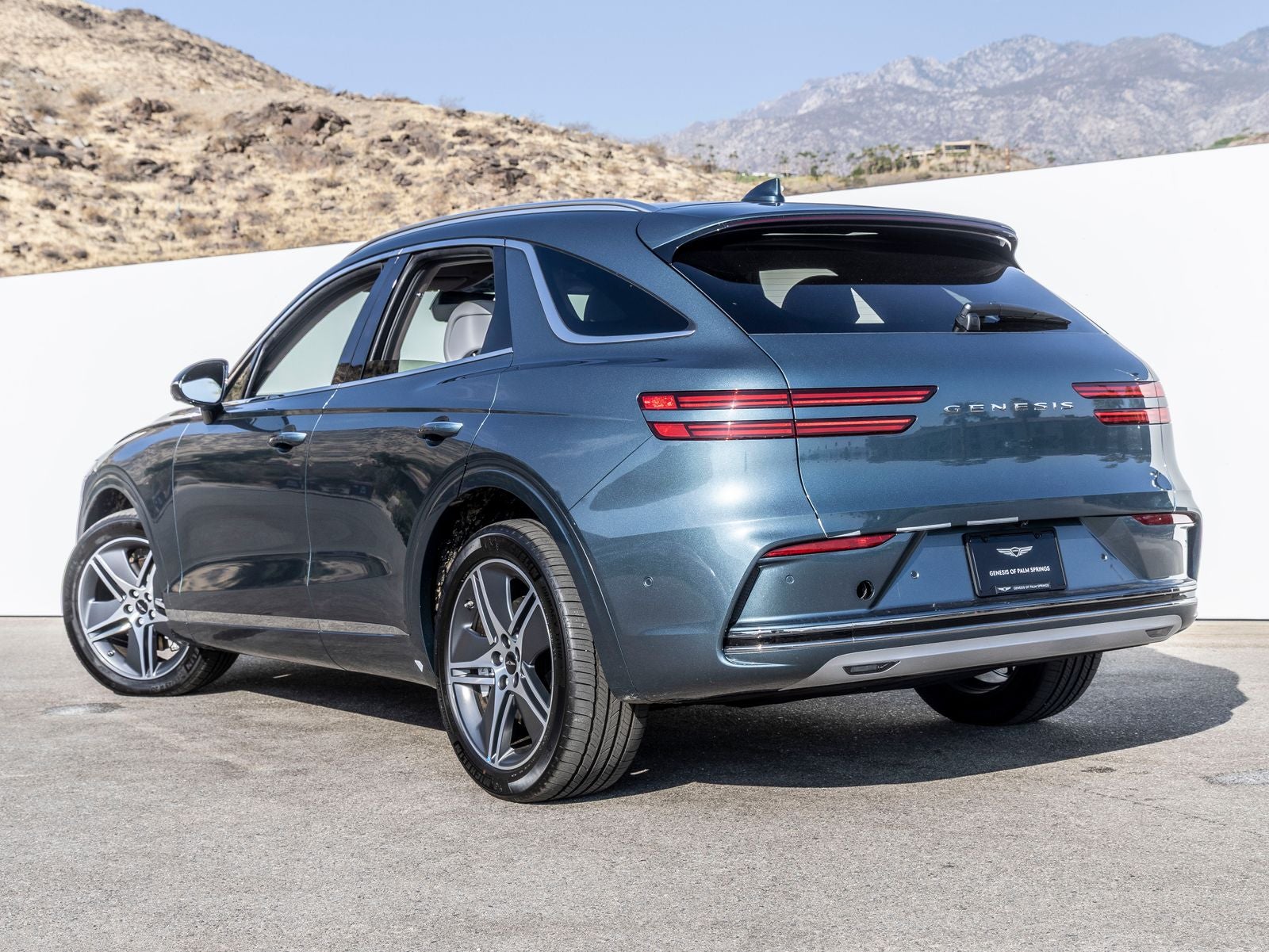 2027 Genesis Electrified GV70 2.5T Advanced