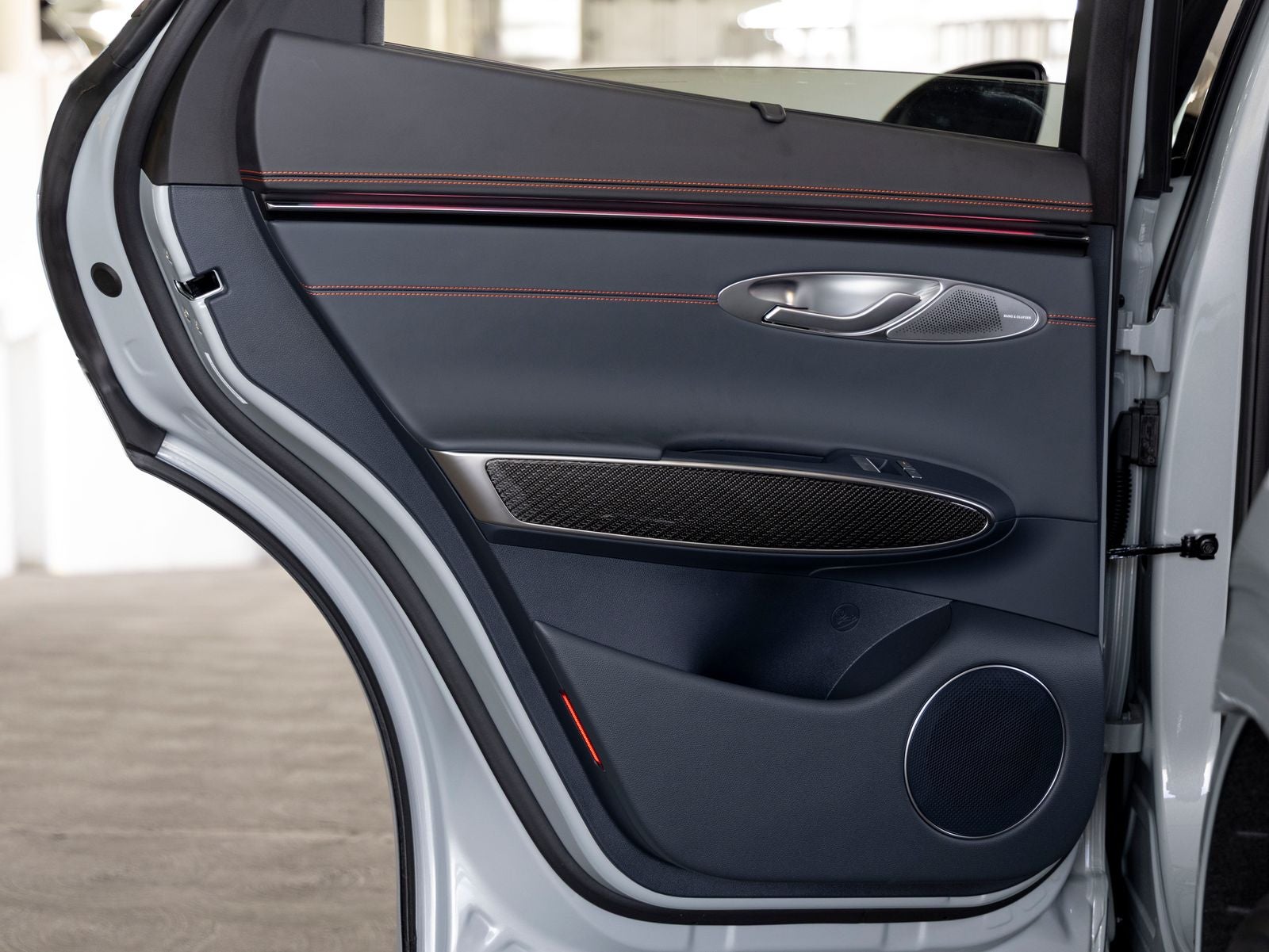 2027 Genesis GV70 3.5T Prestige Graphite