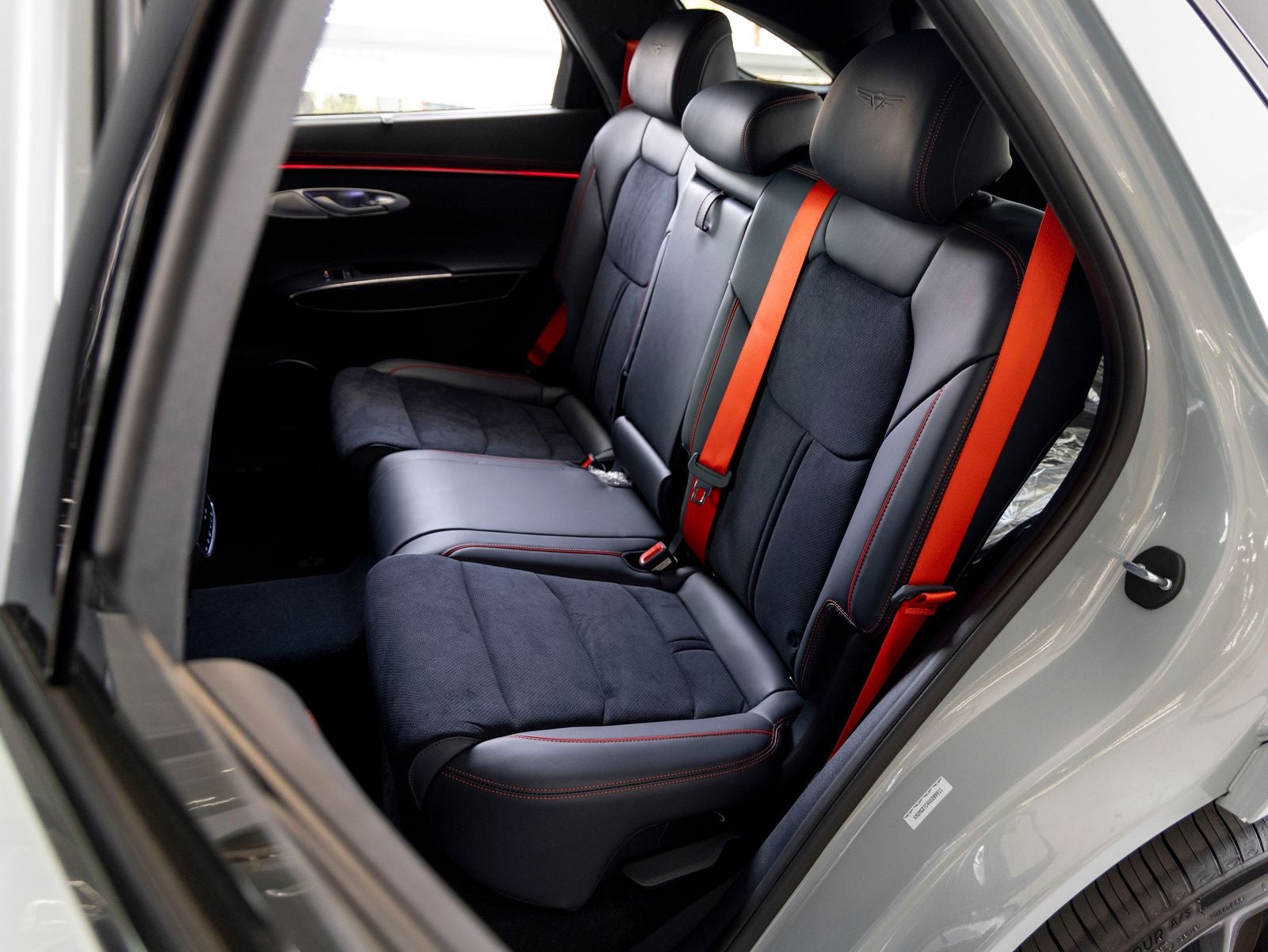 2027 Genesis GV70 3.5T Prestige Graphite