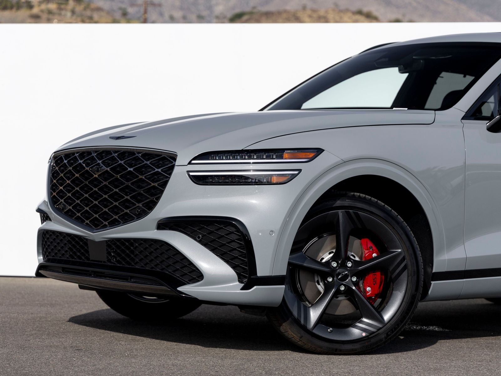 2027 Genesis GV70 3.5T Prestige Graphite