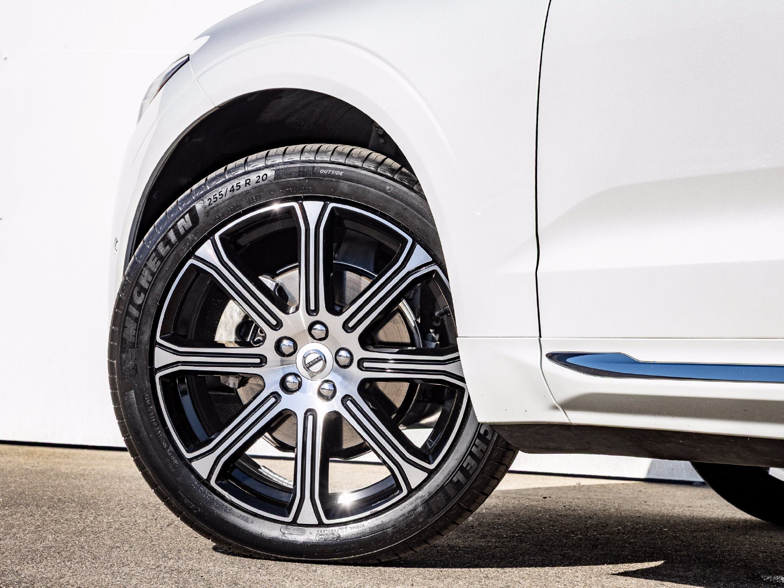 2019 Volvo XC60 T5 Inscription