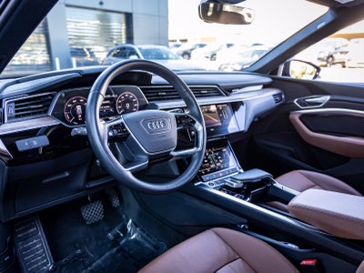 2022 Audi e-tron Premium quattro