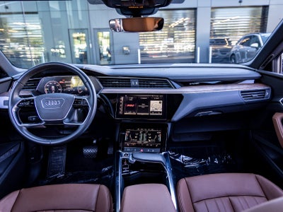 2022 Audi e-tron Premium quattro