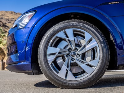 2022 Audi e-tron Premium quattro
