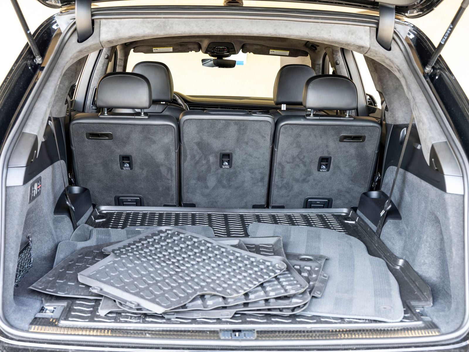 2022 Audi Q7 55 Prestige quattro